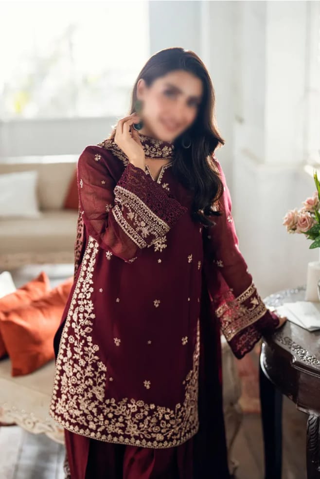 LAWN 3 PIECE | UNSTICHED SUIT | LUXURY SUMMER COLLECTION