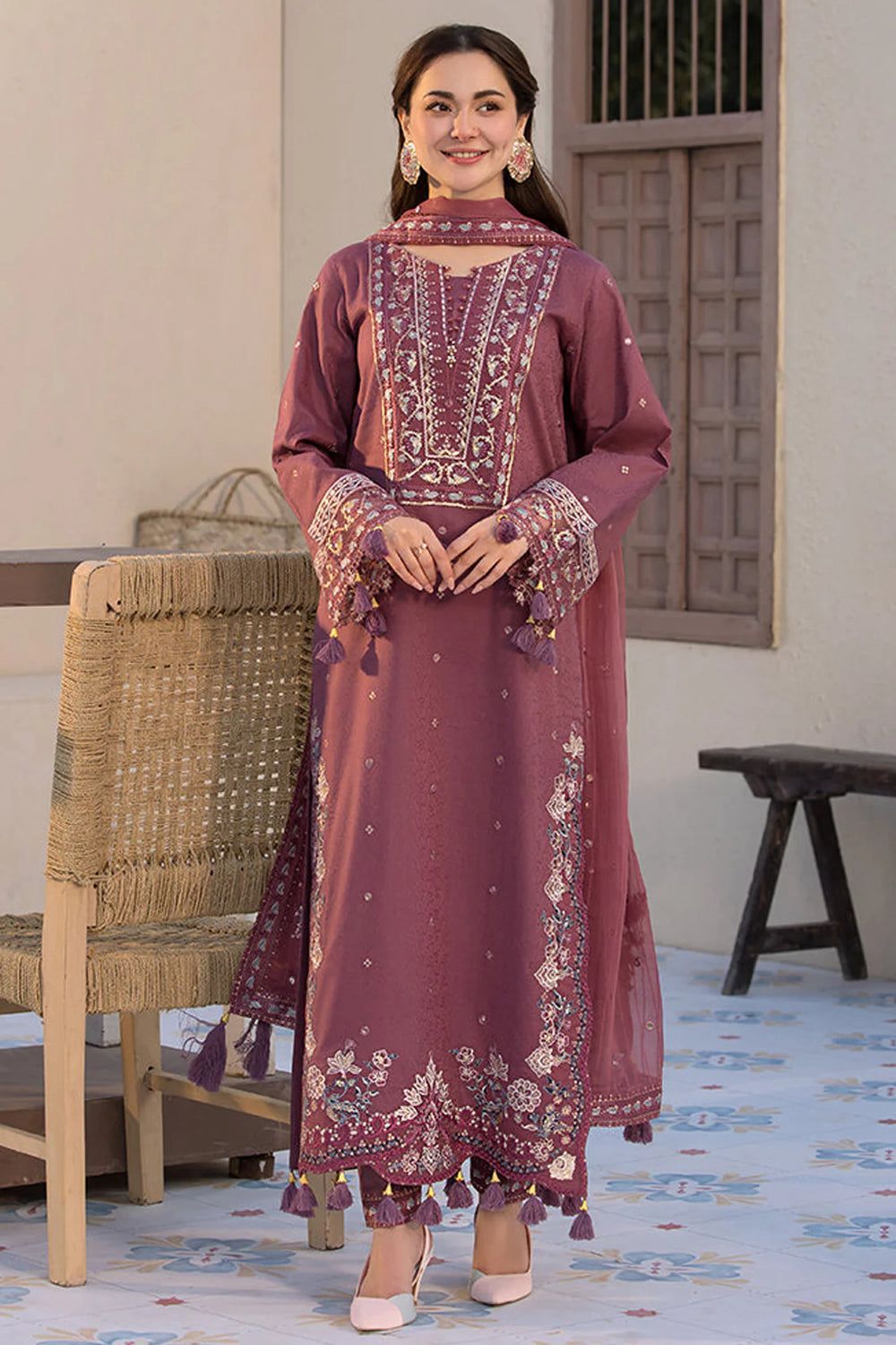 LAWN 3 PIECE | UNSTICHED SUIT | LUXURY SUMMER COLLECTION