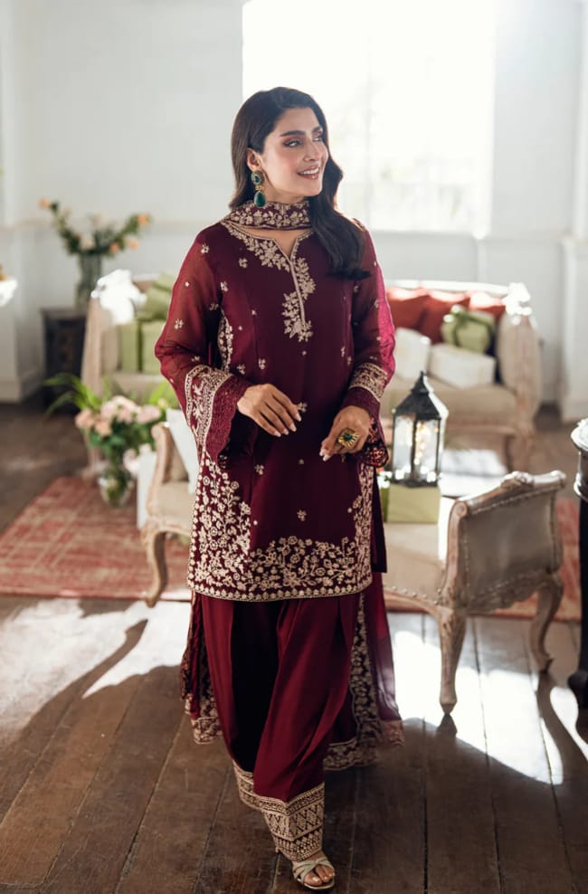LAWN 3 PIECE | UNSTICHED SUIT | LUXURY SUMMER COLLECTION