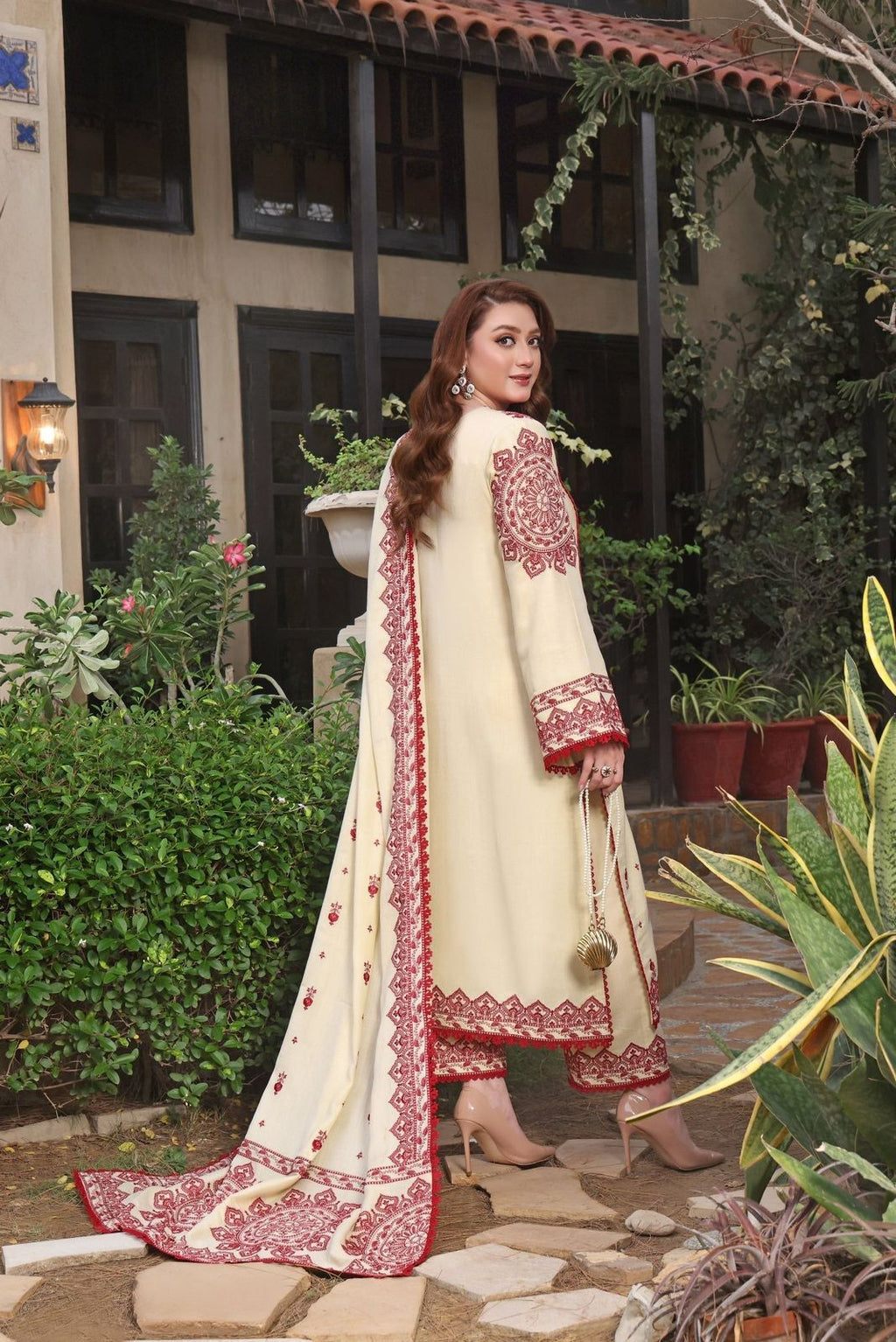 LAWN 3 PIECE | LUXURY SUMMER COLLECTION | UNSTITCHED SUIT