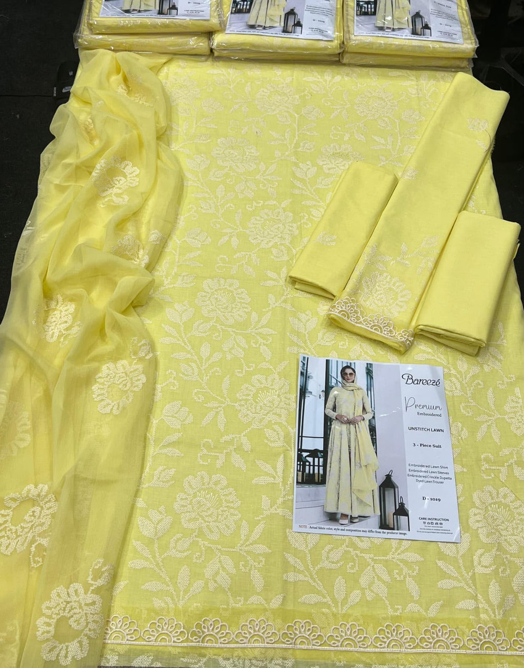 LAWN 3 PIECE | SUMMER COLLECTION | UNSTITCHED SUIT