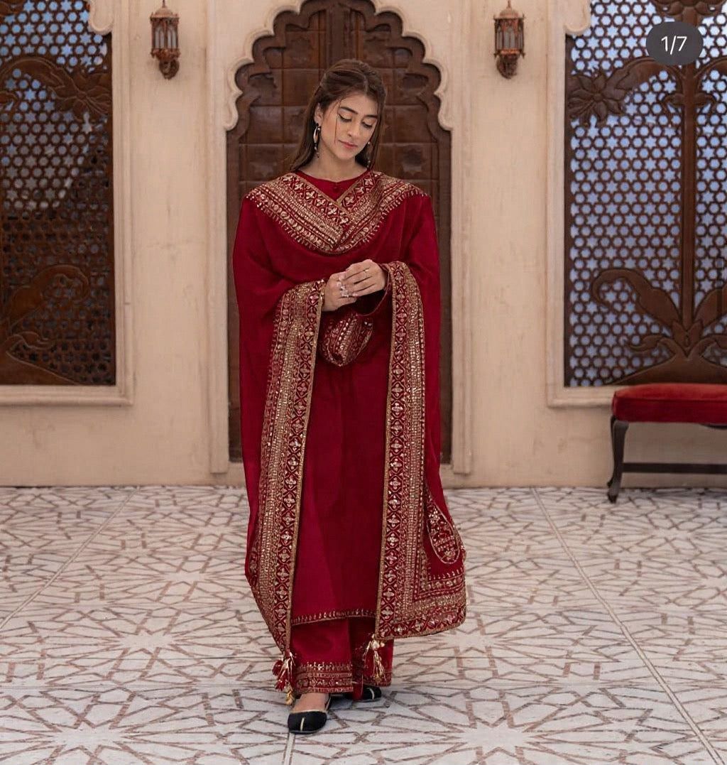 LAWN 3 PIECE | SUMMER COLLECTION | UNSTITCHED SUIT